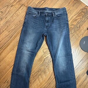 Banana Republic Traveler Jeans 34x32 Slim Fit Dark Indigo - OG 2019 Formula